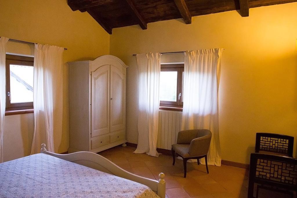 Agriturismo Borgo Serafino Mangone  Bilik gambar